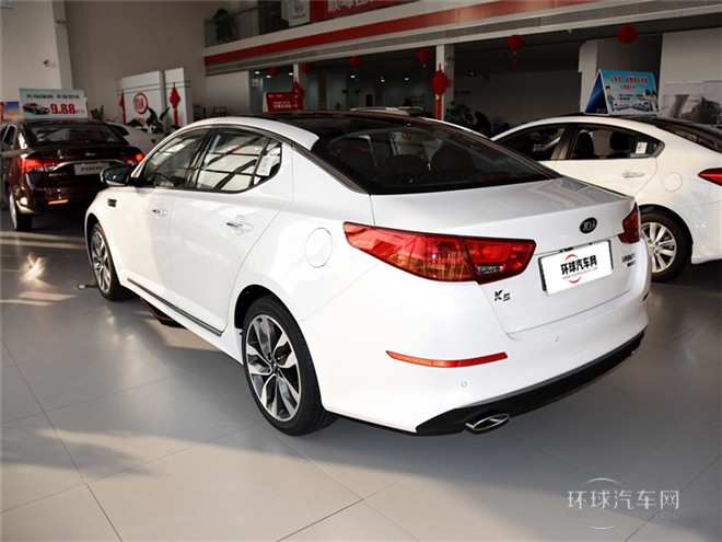 2015款 2.0L 自動LUX