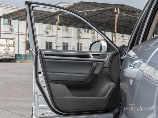 2015款 1.8L 手動(dòng)精英型