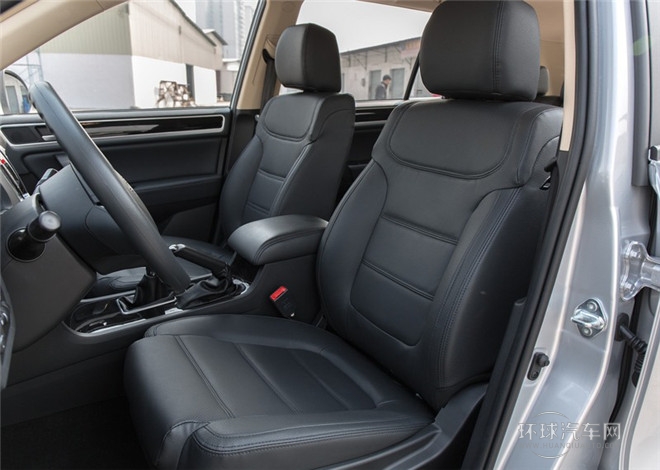 2015款 1.8L 手動(dòng)精英型