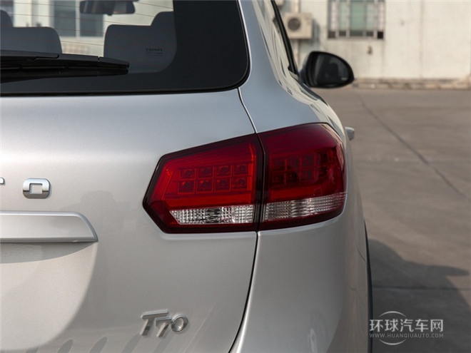 2015款 1.8L 手動精英型