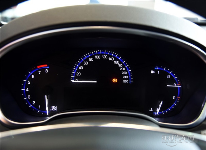 2015款 3.0L 領先型