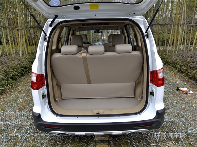 2015款 1.5L 手動豪華型