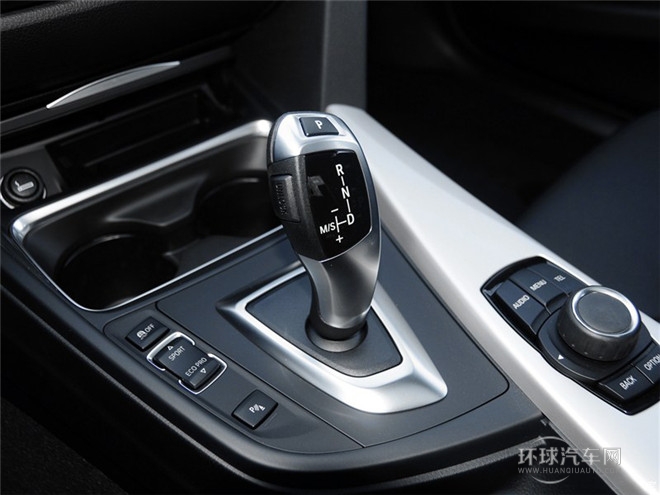 2015款 320i 領(lǐng)先型