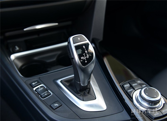 2015款 320i 設(shè)計(jì)套裝型