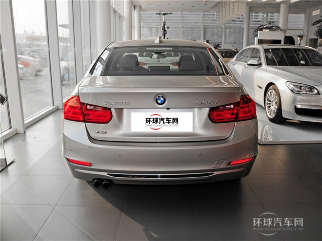 2015款 328i xDrive 設(shè)計(jì)套裝型