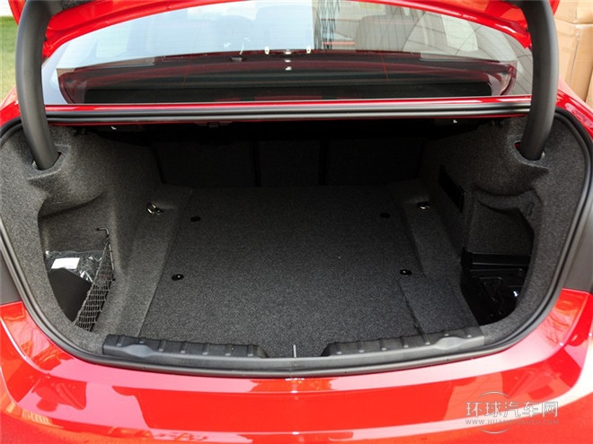 2015款 328i 設計套裝型