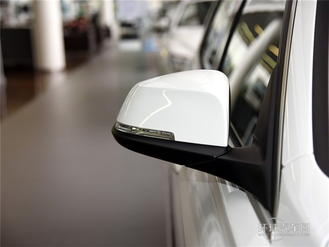 2015款 335i 設(shè)計(jì)套裝型