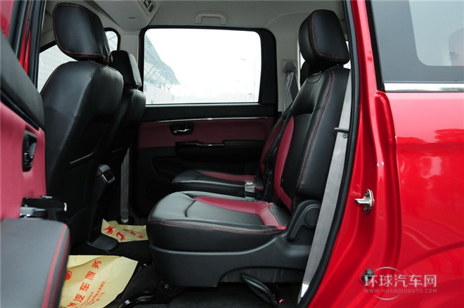 2015款 1.5L 自動(dòng)豪華型