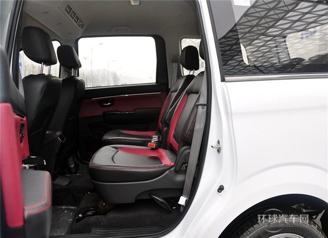 2015款 1.5L 自動尊貴型