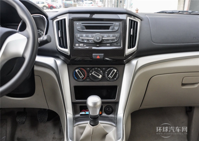 2015款 2.0L 手動睿趣版