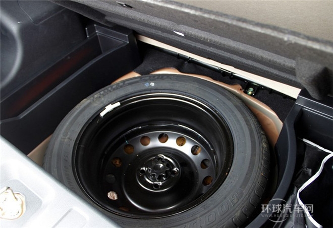 2015款 1.5L CVT致豪版