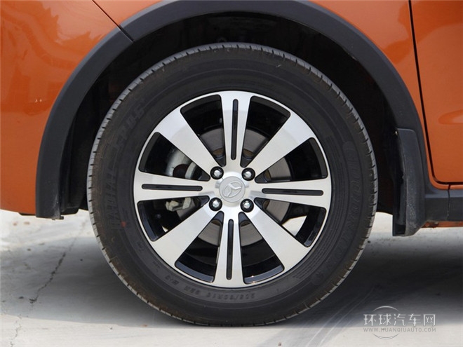 2015款 1.5L CVT致豪版