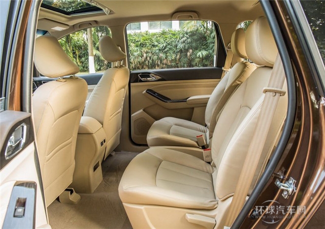 2015款 1.8L 手動豪華導航ESP版 7座