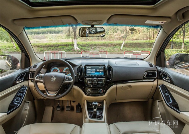 2015款 1.8L 手動(dòng)豪華導(dǎo)航ESP版 7座