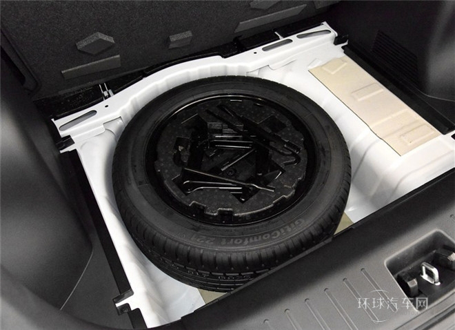 2015款 1.5L 手動豪華智能尊享版