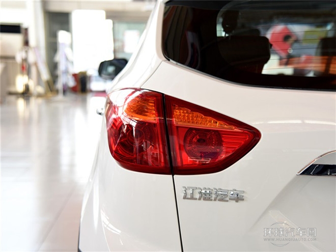 2015款 1.5L 手動豪華智能尊享版