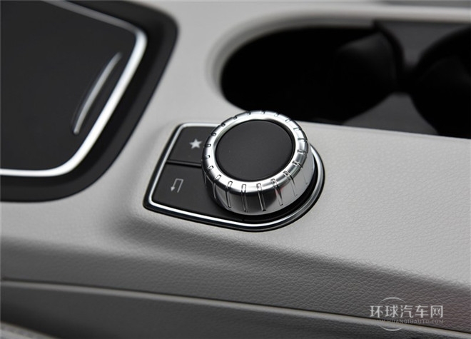 2015款 B 200 動感型