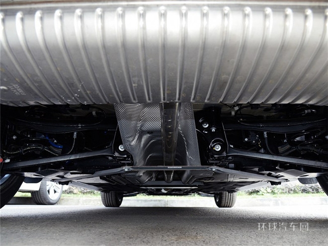 2015款 218i 運動設計套裝