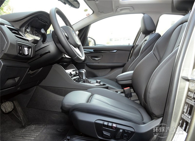 2015款 218i 運動設(shè)計套裝