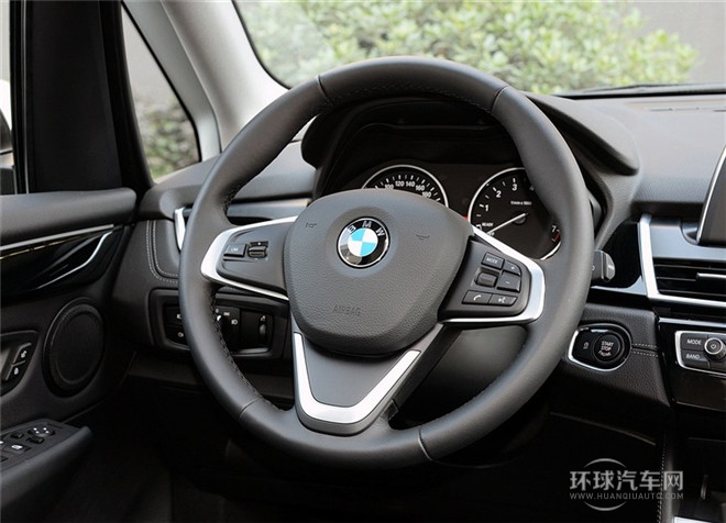 2015款 218i 運(yùn)動(dòng)設(shè)計(jì)套裝