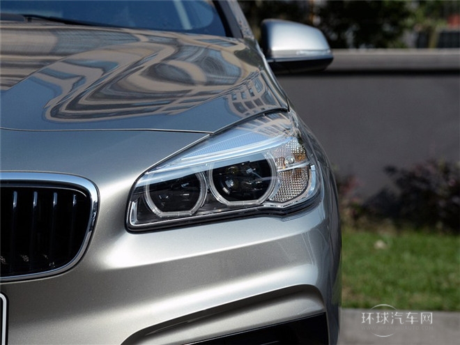 2015款 218i 運(yùn)動(dòng)設(shè)計(jì)套裝