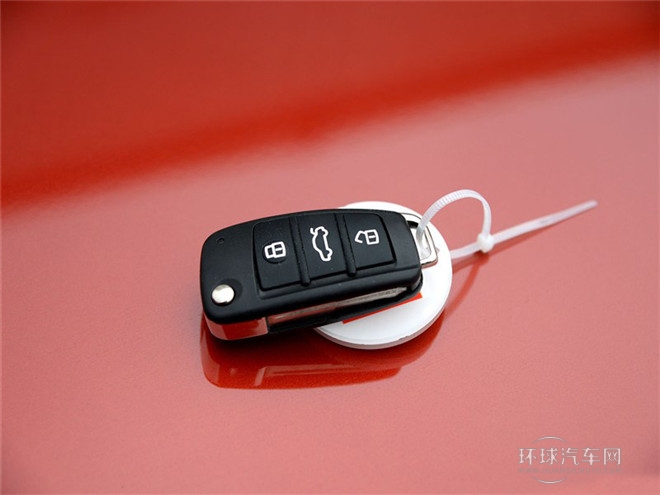 2015款 1.5L 手動夠型版