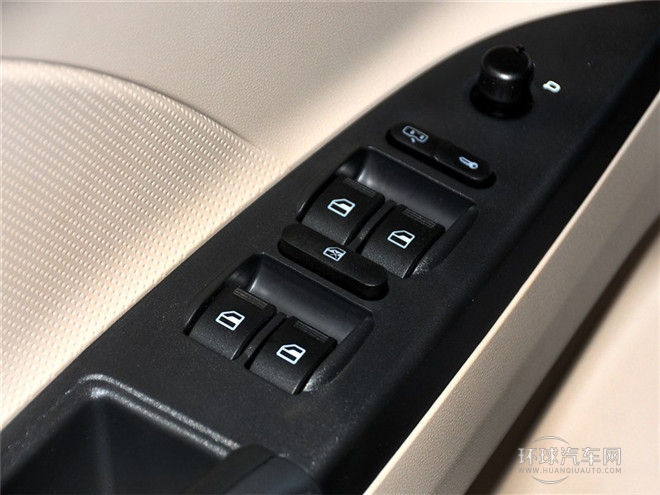 2015款 1.5L 手動(dòng)夠真版