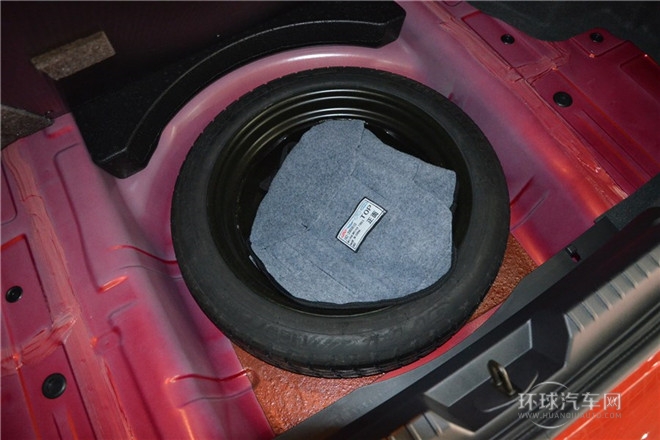 2015款 1.5L 自動夠型版