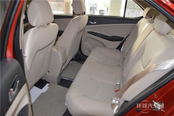 2015款 1.5L 自動夠型版