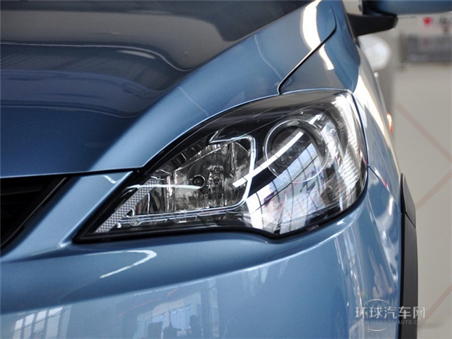 2014款 兩廂 1.5L 手動(dòng)新青年版