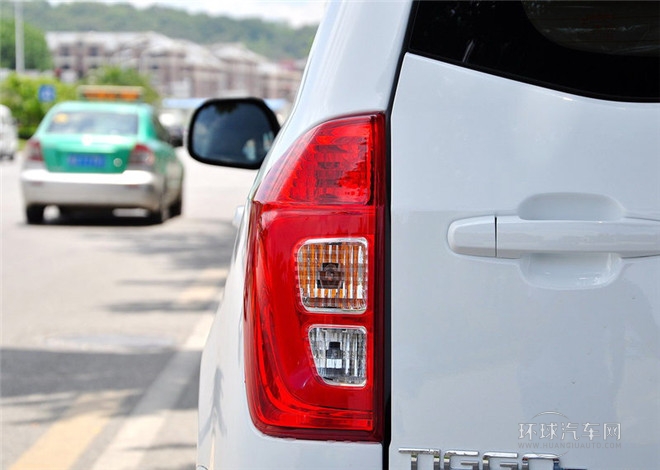 2014款 1.6L CVT風尚版