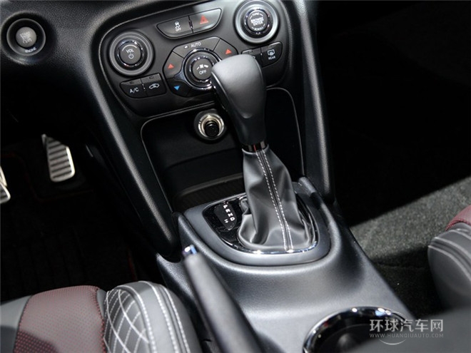 2015款 1.4T 自動夜型者版