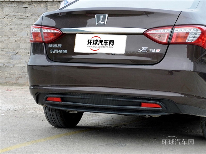 2014款 榮耀導(dǎo)航版 1.8T 自動(dòng)旗艦型