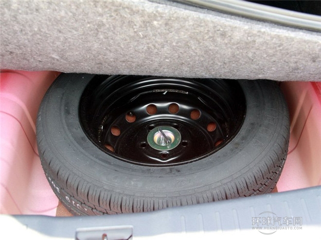 2014款 榮耀導航版 1.8T 自動尊貴型