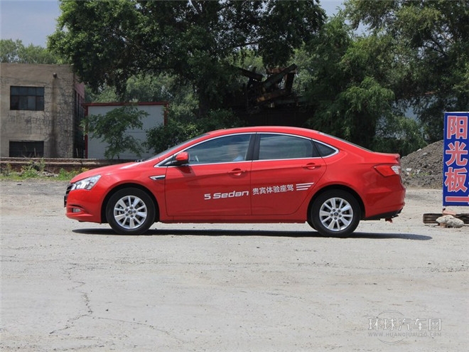 2014款 榮耀導航版 1.8T 自動尊貴型