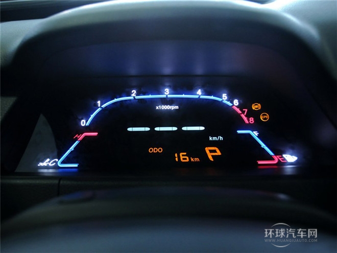 2015款 舞動(dòng)限量版 1.8T 自動(dòng)豪華型