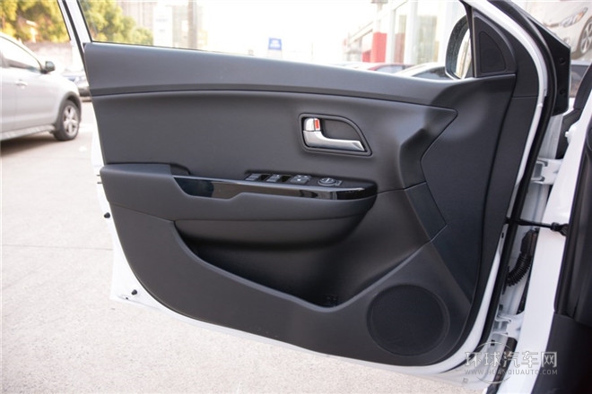 2015款 三廂 1.4L AT Premium