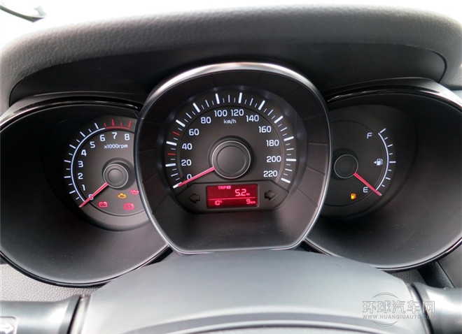 2015款 三廂 1.4L MT TOP