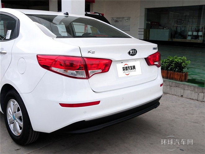 2015款 三廂 1.4L MT TOP