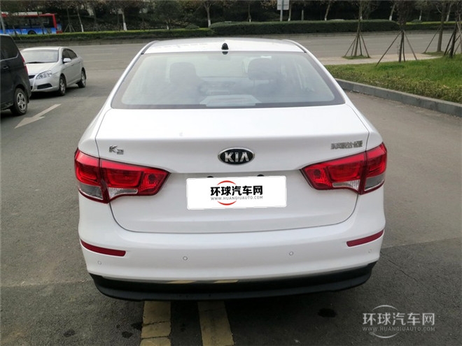 2015款 三廂 1.4L MT TOP