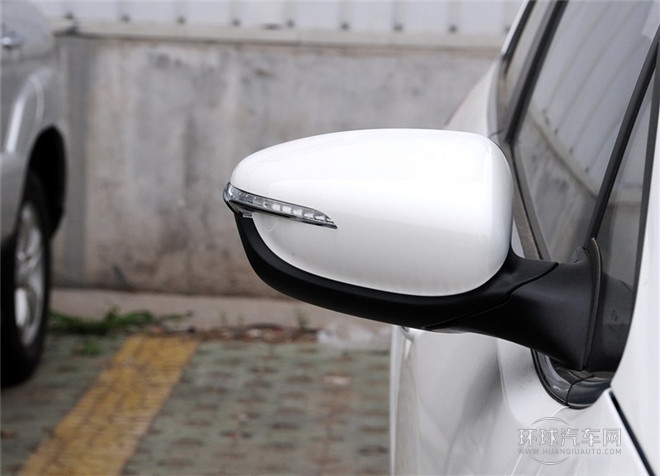 2014款 1.6L 自動DLX