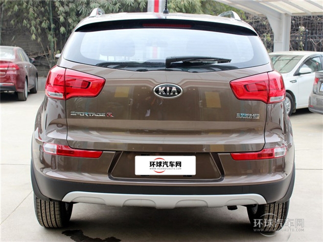 2015款 2.0L 手動兩驅版GL