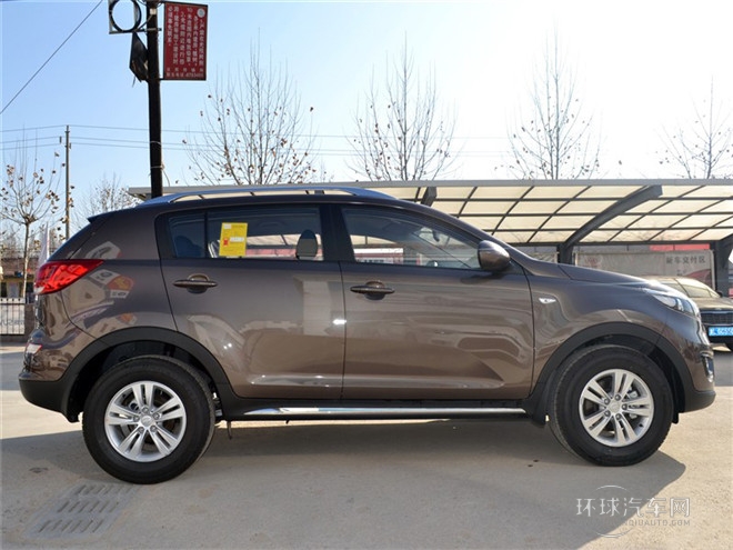 2015款 2.0L 手動兩驅版GL