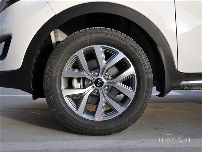 2015款 2.0L 手動兩驅版GLS