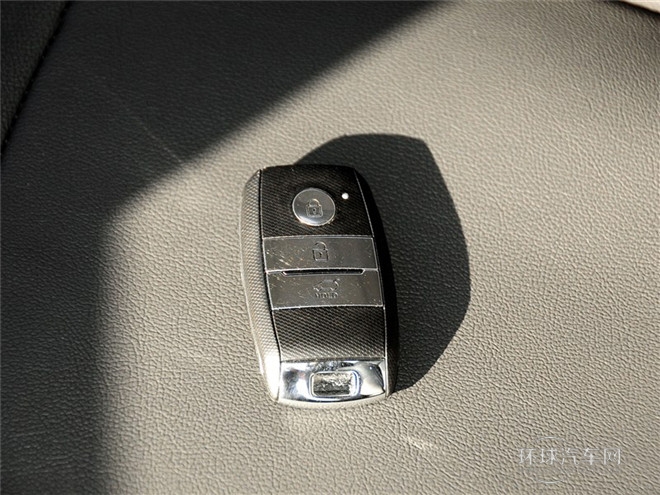 2015款 2.0L 自動兩驅版DLX