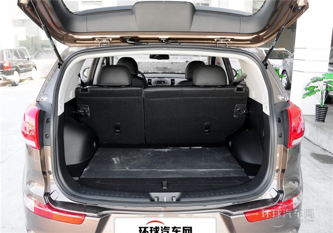 2015款 2.0L 自動兩驅版DLX