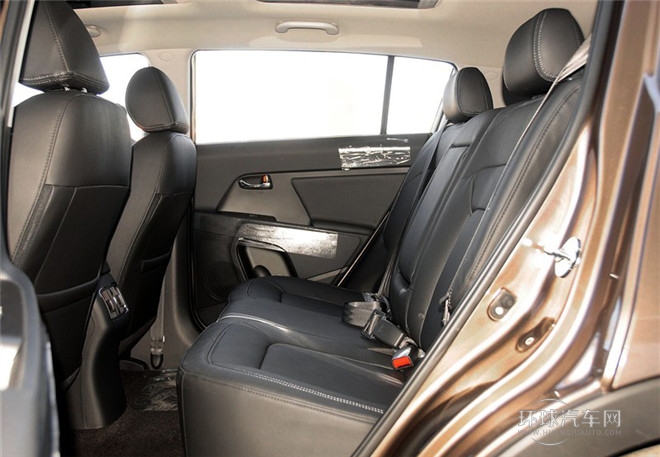 2015款 2.0L 自動兩驅版DLX