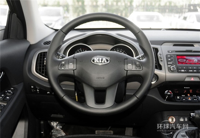 2015款 2.0L 自動兩驅(qū)版DLX