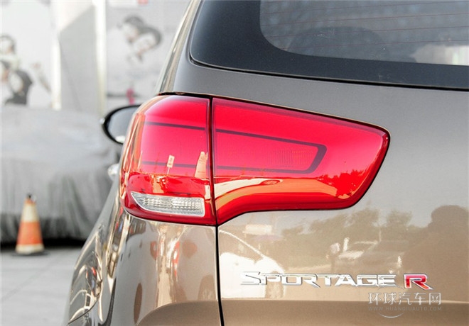 2015款 2.0L 自動兩驅版DLX