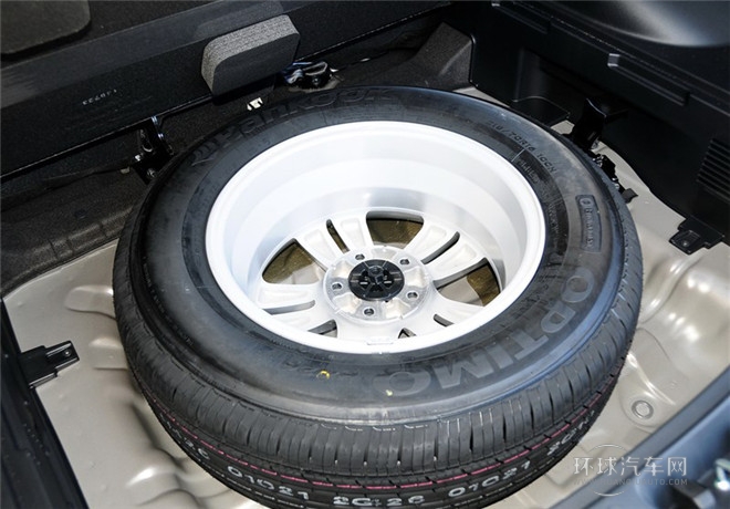 2015款 2.0L 自動(dòng)兩驅(qū)版GL